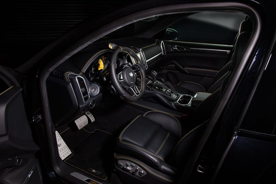  Porsche Cayenne by TechArt 2015 года  (фото 4 из 4)